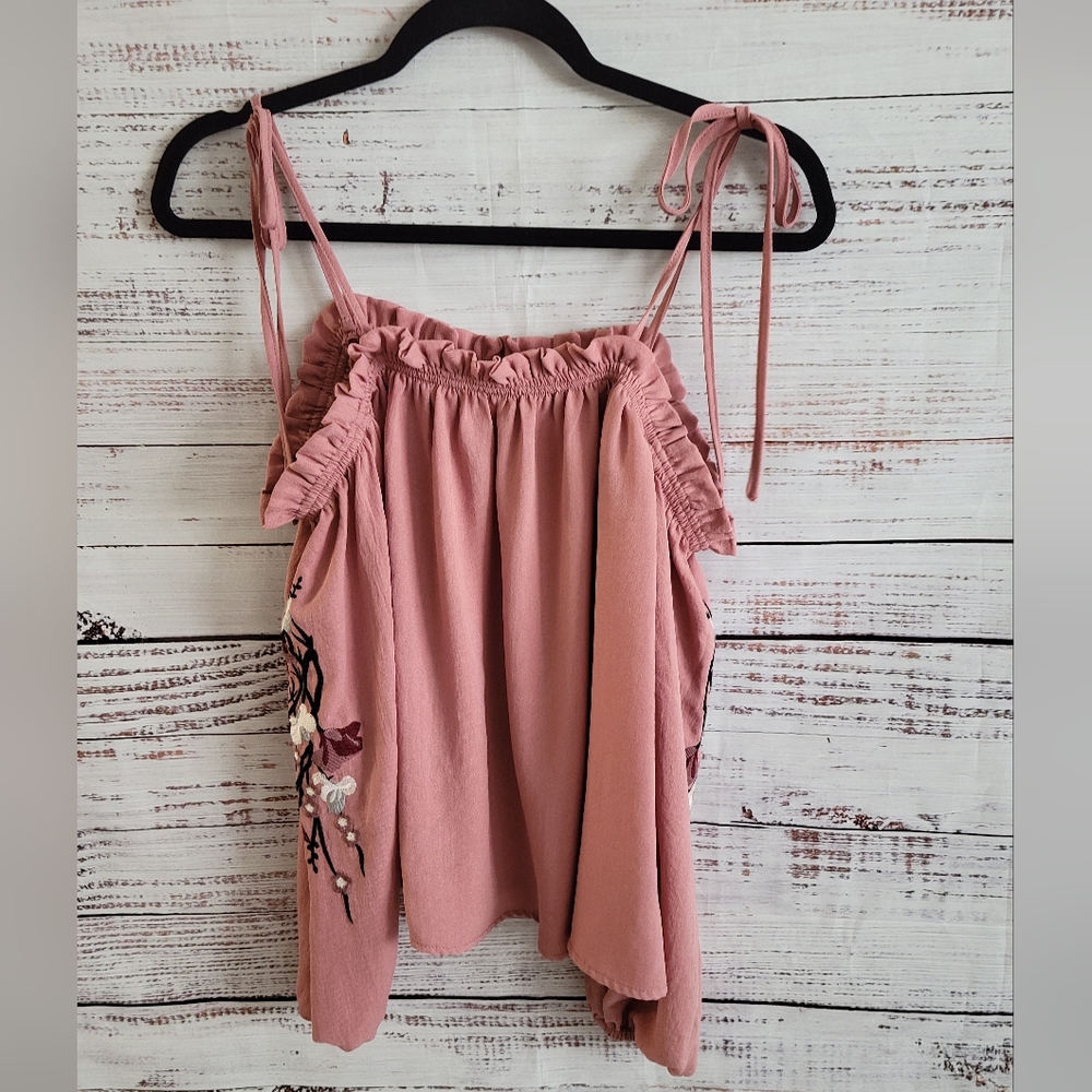 InTu M Boho Off shoulder Top